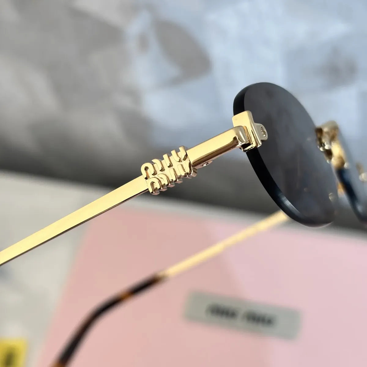 MIU MIU A54