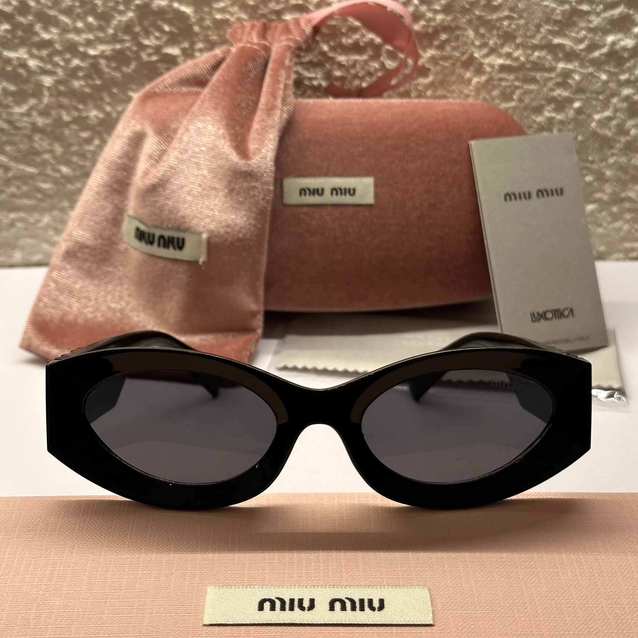 M1U M1U 06ZS FULL BLACK