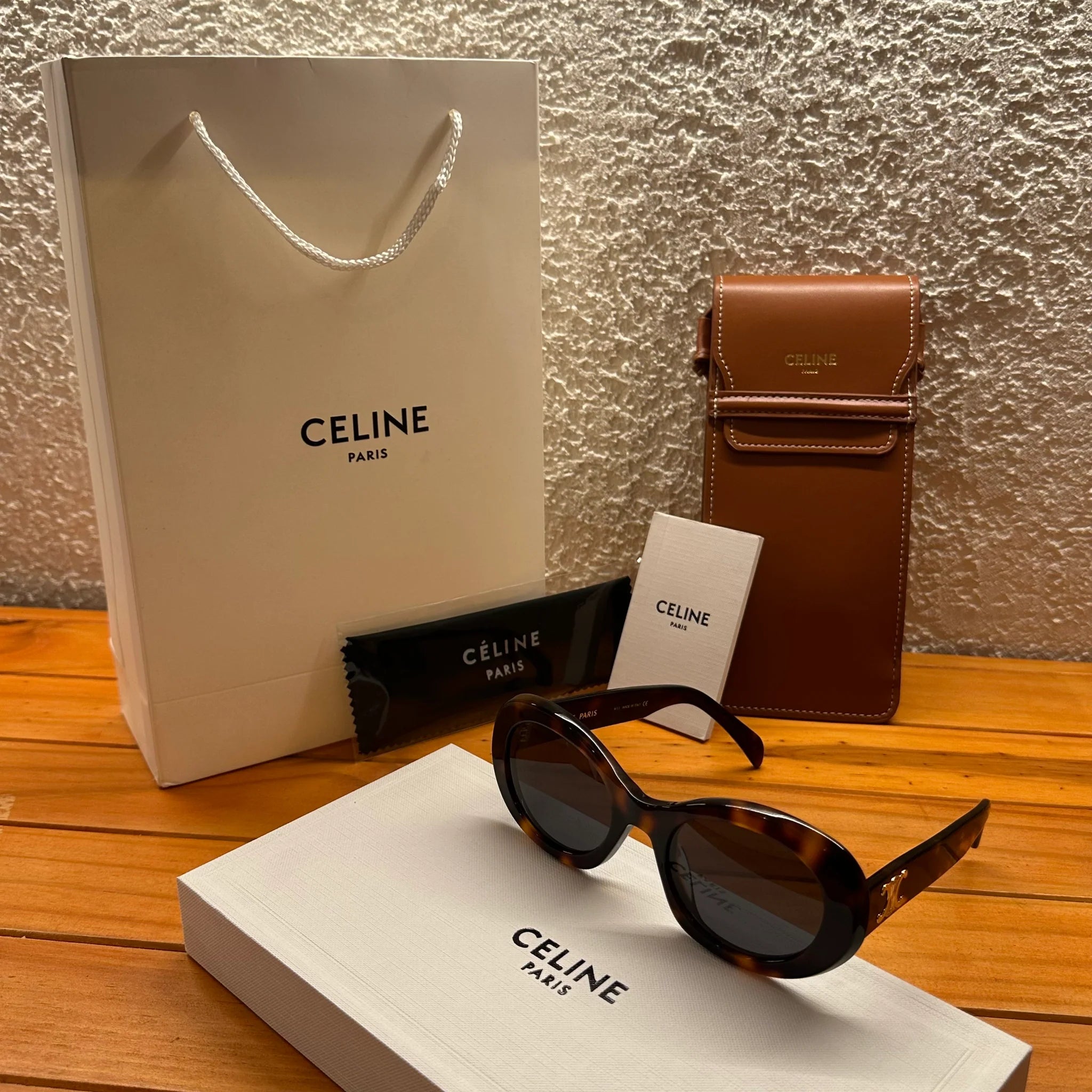 CELINE TRIOMPHE ACETATO CAREY