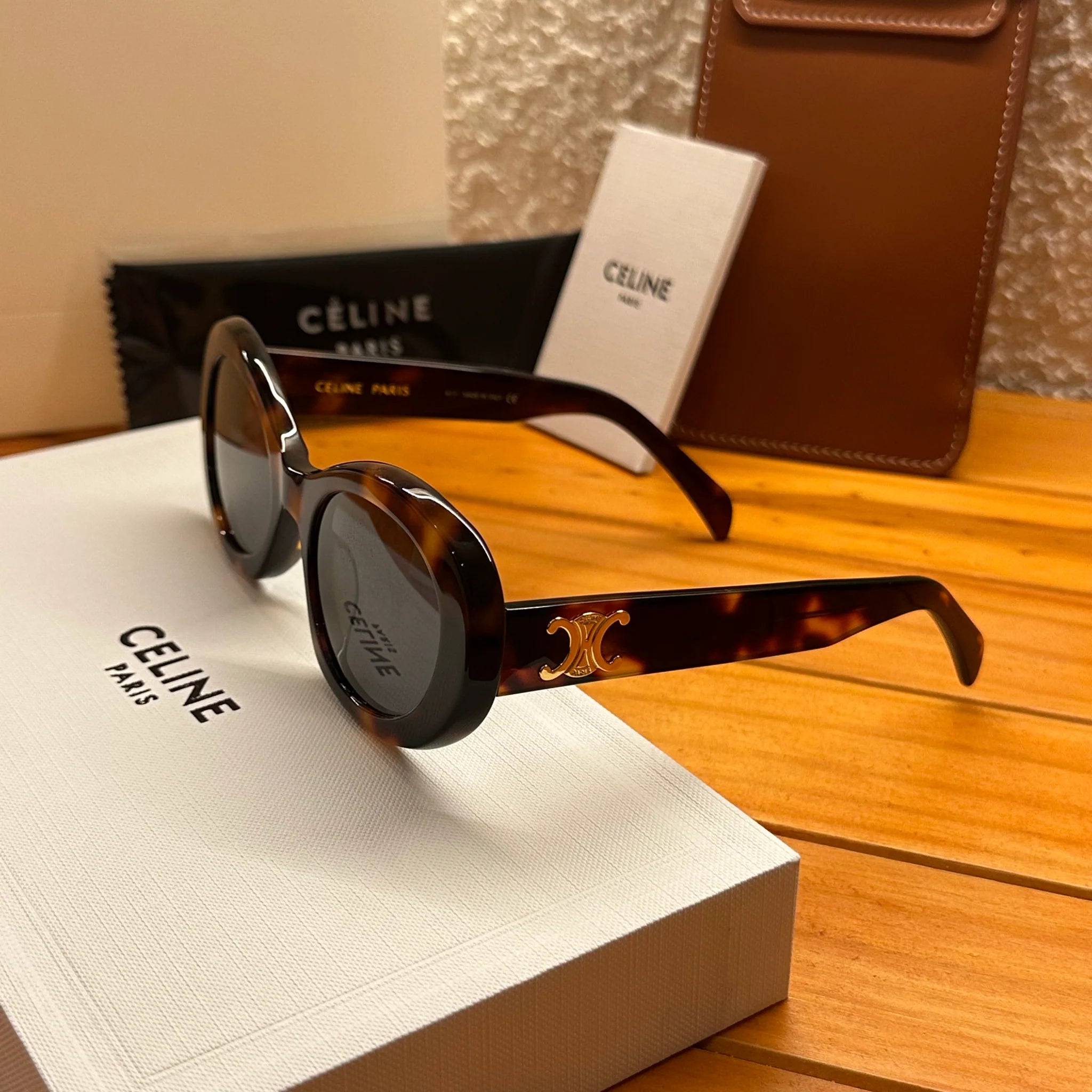 CELINE TRIOMPHE ACETATO CAREY